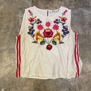 vintage 90s pool sleeveless top floral crochet embroidered white top size 38